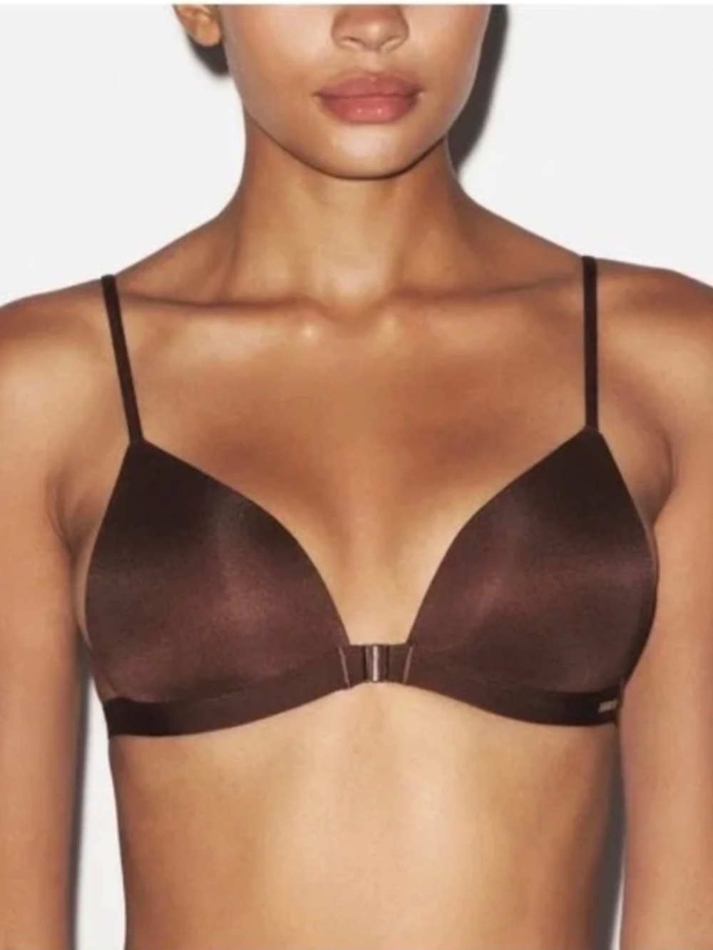 WIRELESS FORM TRIANGLE FRONT CLOSE SUPER PUSH-UP BRA | JASPER 32DD
